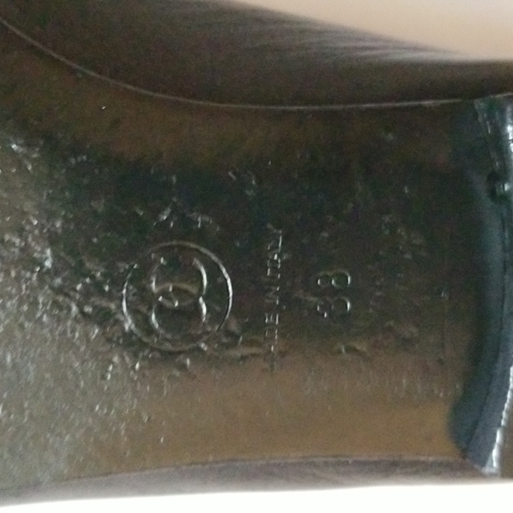 CHANEL Lambskin Patent Toe Ballerina Flats - Picture 5 of 13